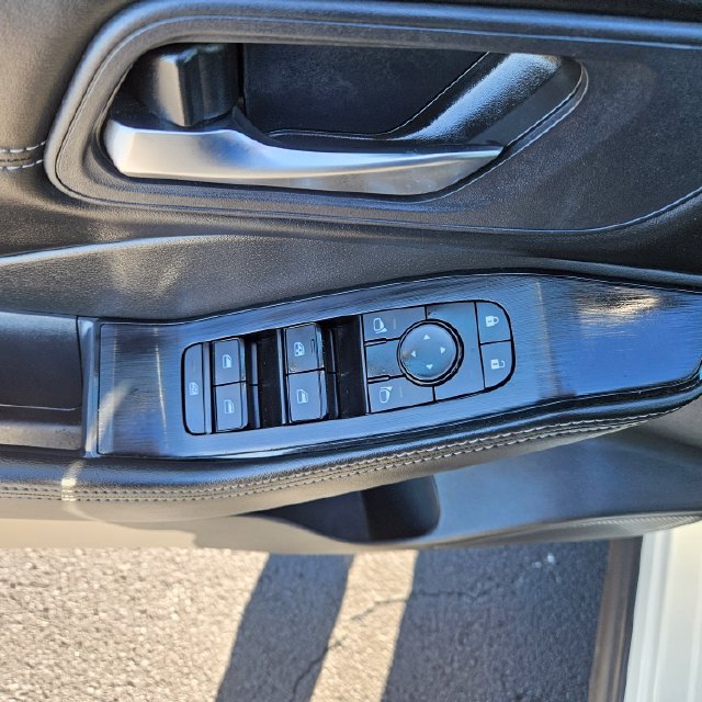 Used 2023 Nissan Rogue SV w/ SV Premium B Package AWD/4WD image 19