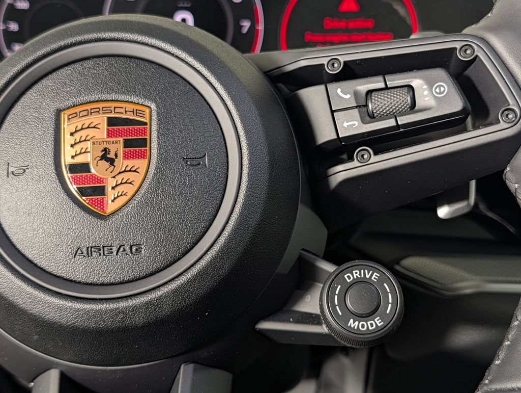 New 2026 Porsche Cayenne Coupe AWD/4WD image 40