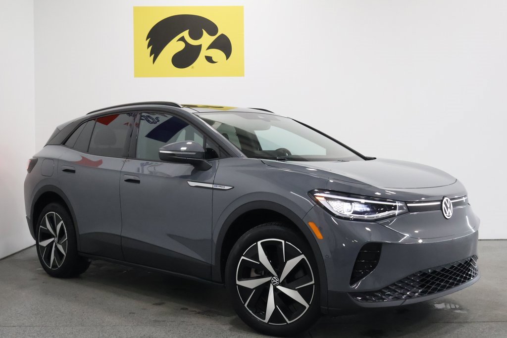 Used 2023 Volkswagen ID.4 Pro S image 2