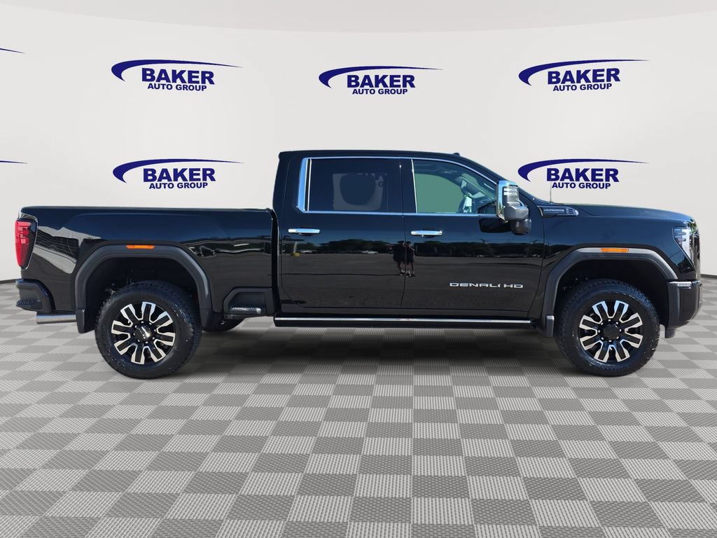 New 2026 GMC Sierra 3500 Denali Ultimate AWD/4WD image 4