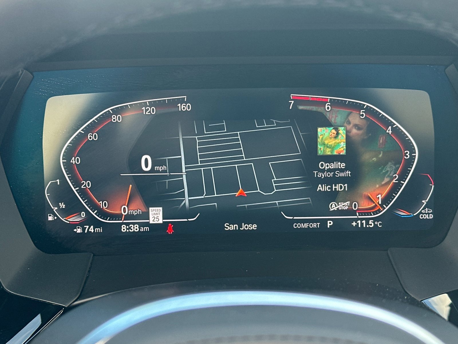 Used 2025 BMW Z4 sDrive30i w/ Premium Package image 23