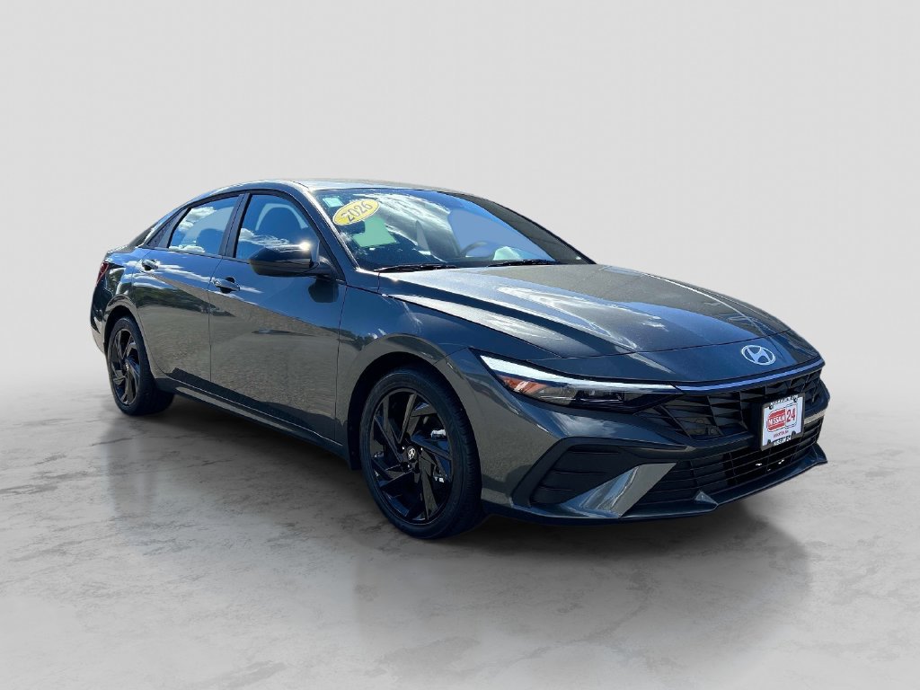 Used 2026 Hyundai Elantra Sport FWD image 7