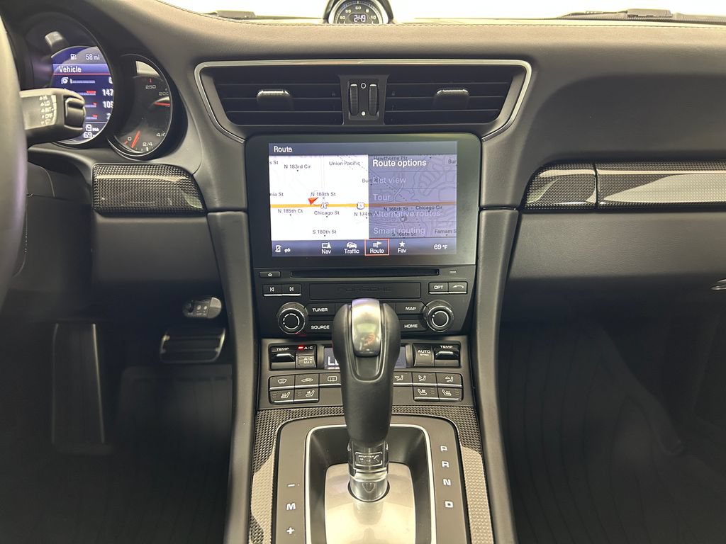 Certified 2019 Porsche 911 4 Coupe AWD/4WD image 19