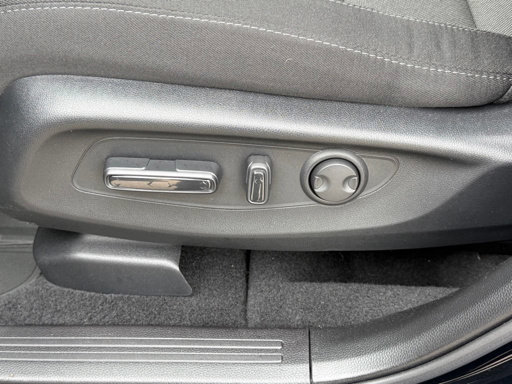 Certified 2026 Honda CR-V EX image 28