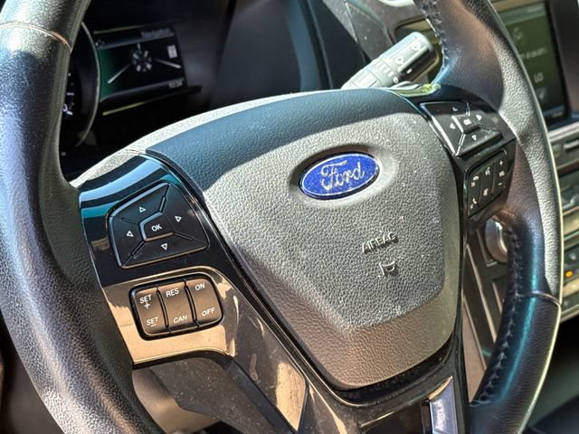 Used 2016 Ford Explorer XLT w/ Equipment Group 202A FWD image 27