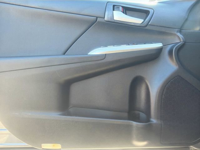 Used 2013 Toyota Camry SE image 18