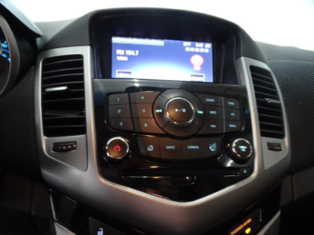 Used 2014 Chevrolet Cruze LT FWD image 12