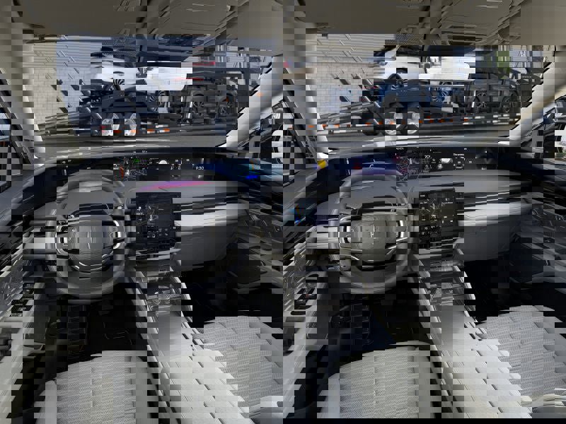 New 2026 Lincoln Nautilus Reserve image 9