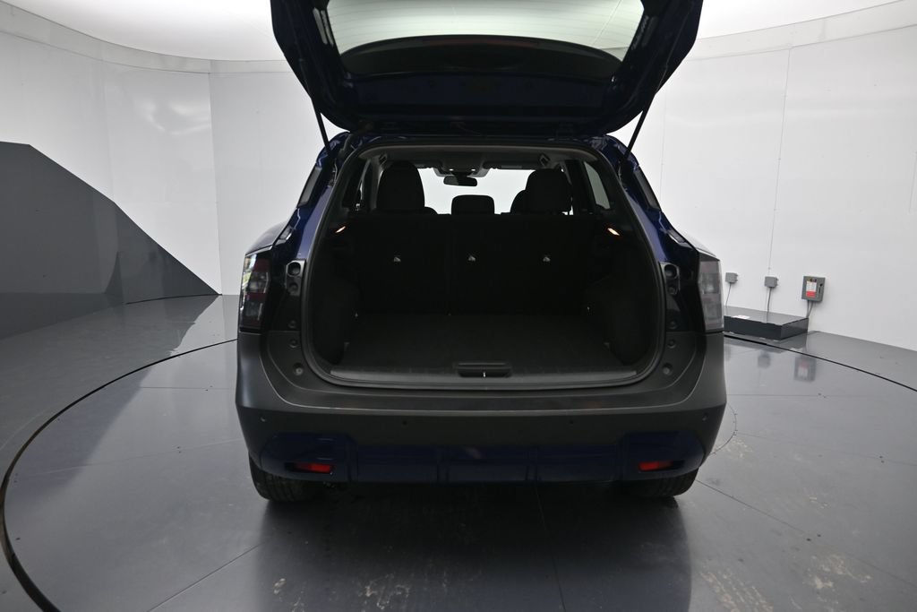 Used 2025 Nissan Kicks SV FWD image 24