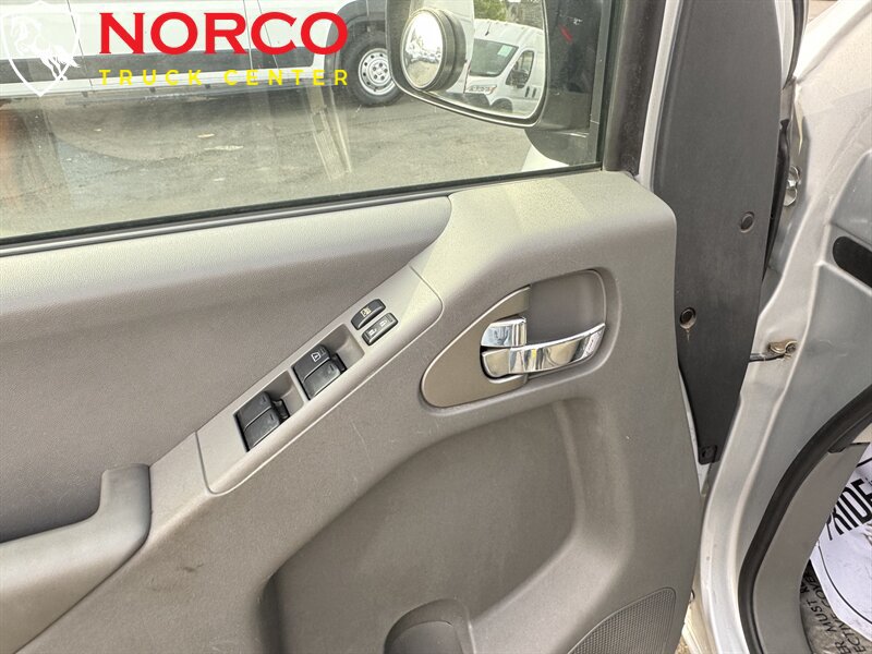 Used 2017 Nissan Frontier SV RWD image 15