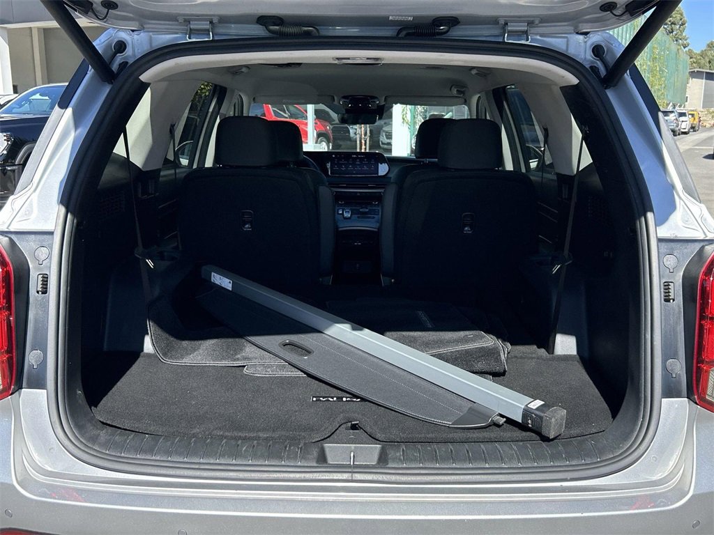 Used 2023 Hyundai Palisade SEL w/ Cargo Package image 29