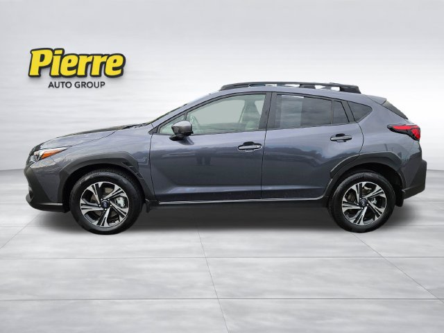 Used 2024 Subaru Crosstrek 2.0i Premium AWD/4WD image 2