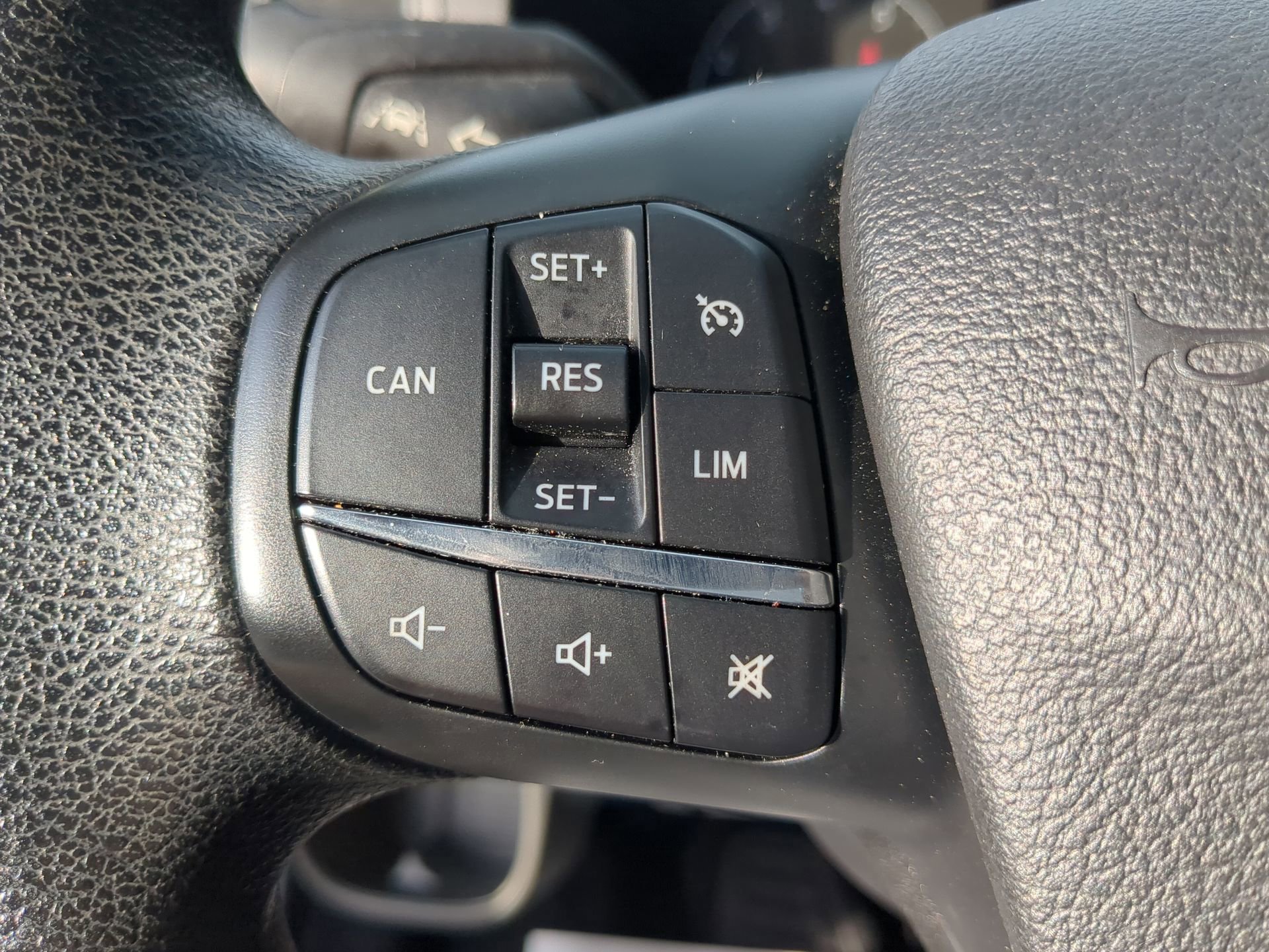 Certified 2022 Ford Transit 350 XLT image 56