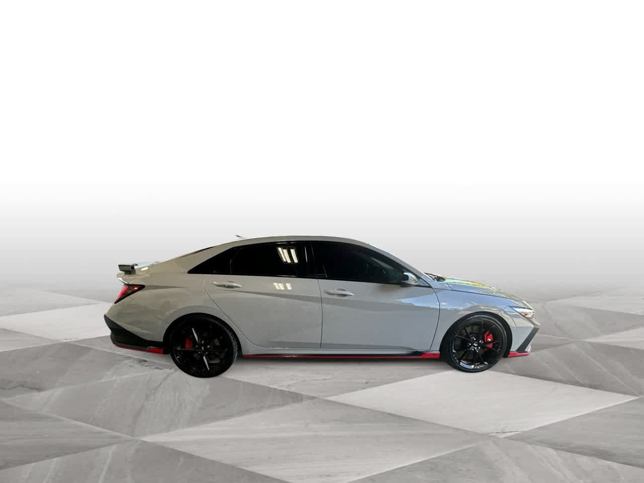 Used 2026 Hyundai Elantra N FWD image 9