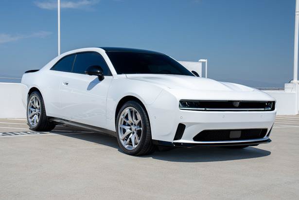 Used 2024 Dodge Charger Daytona Scat Pack w/ Plus Group AWD/4WD image 11