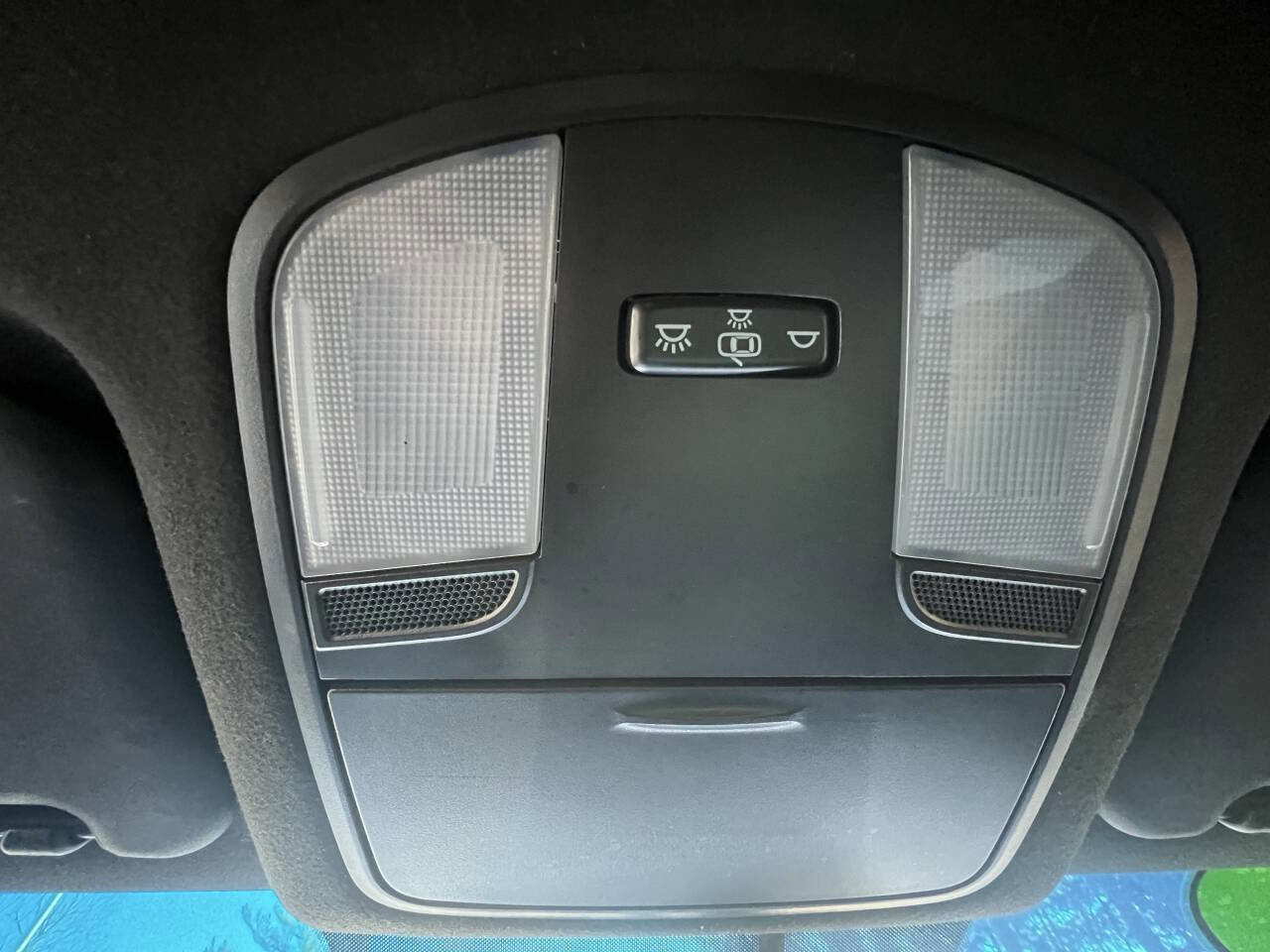 Used 2020 Hyundai Veloster 2.0 image 24