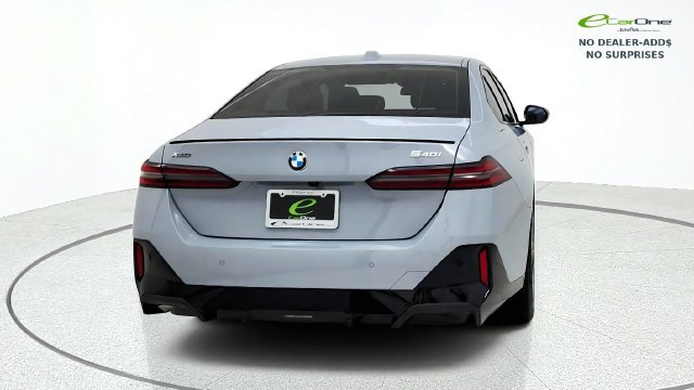 Used 2026 BMW 540i xDrive AWD/4WD image 8