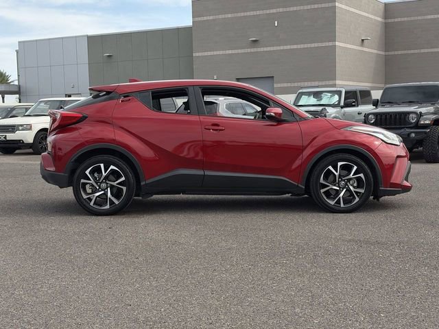 Used 2020 Toyota C-HR XLE image 5