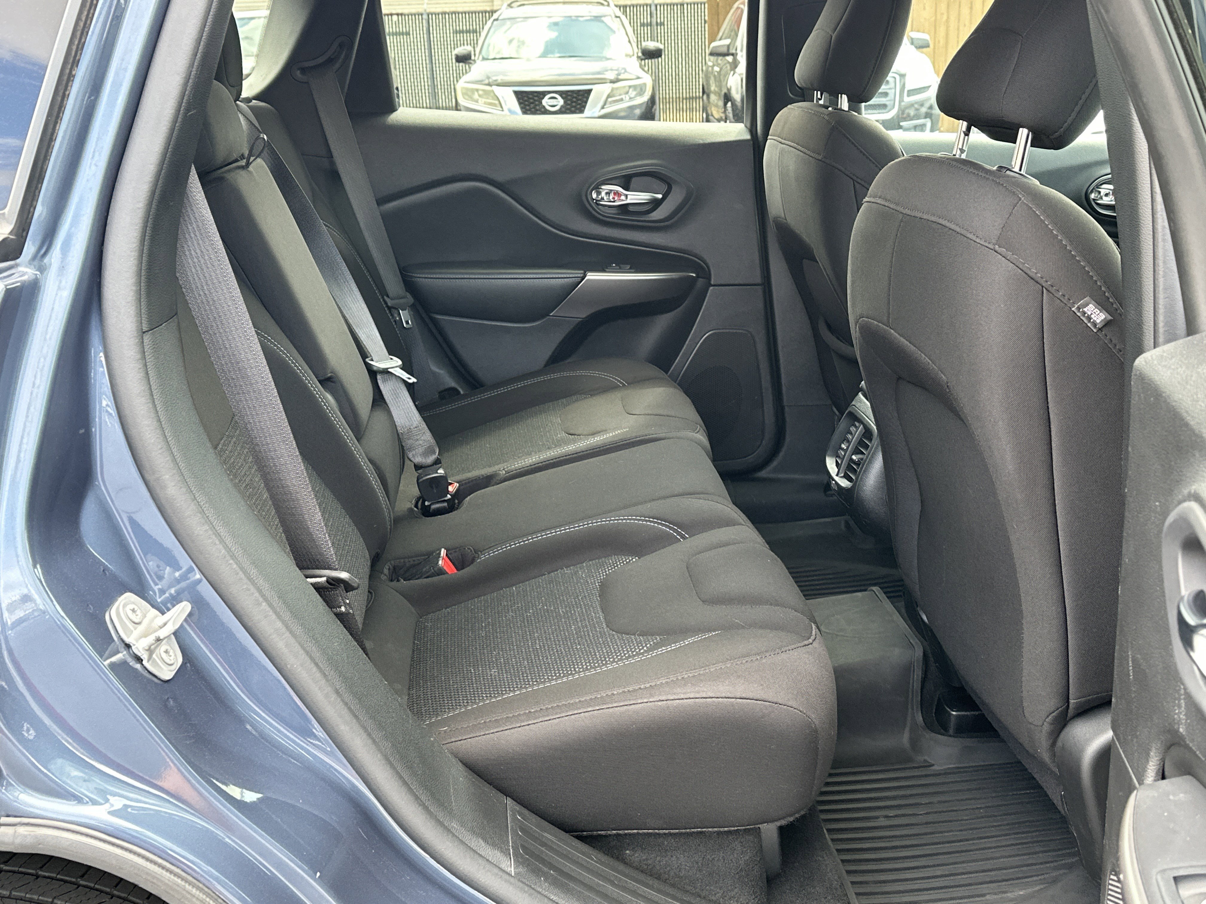 Used 2020 Jeep Cherokee Latitude image 13