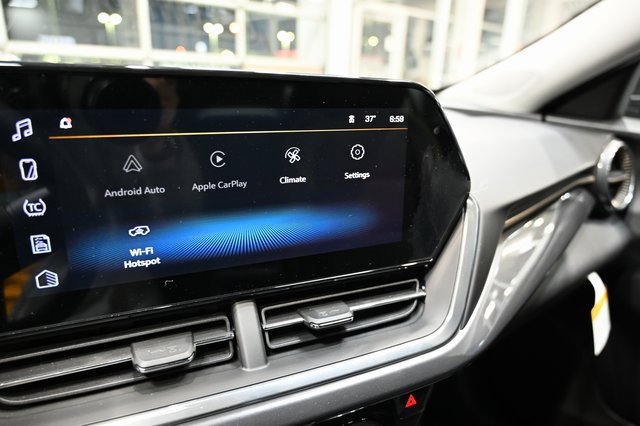 New 2026 Chevrolet Trax ACTIV w/ Sunroof Package image 15