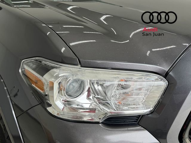 Used 2020 Toyota Tacoma SR5 RWD image 4