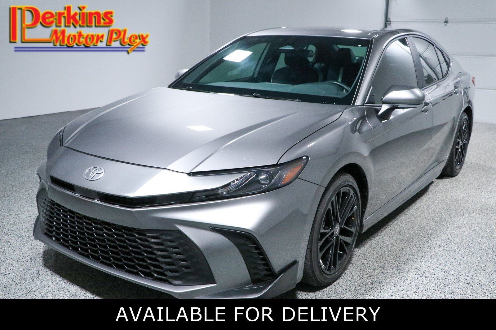 Used 2025 Toyota Camry SE