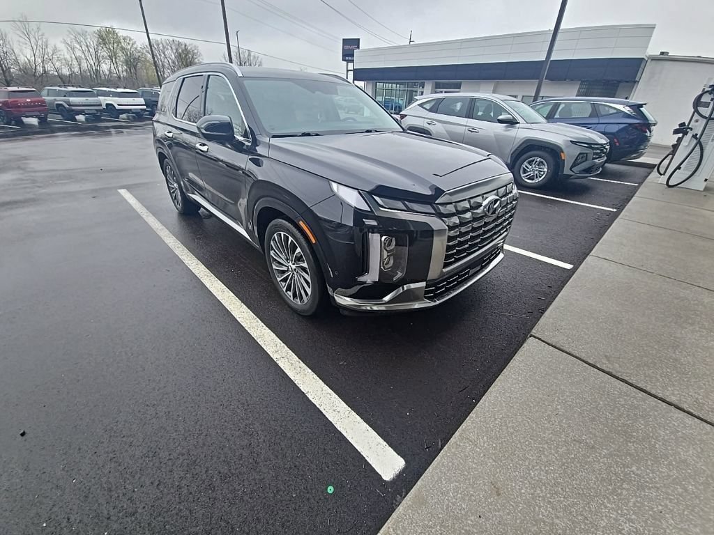 Used 2023 Hyundai Palisade Calligraphy AWD/4WD image 5