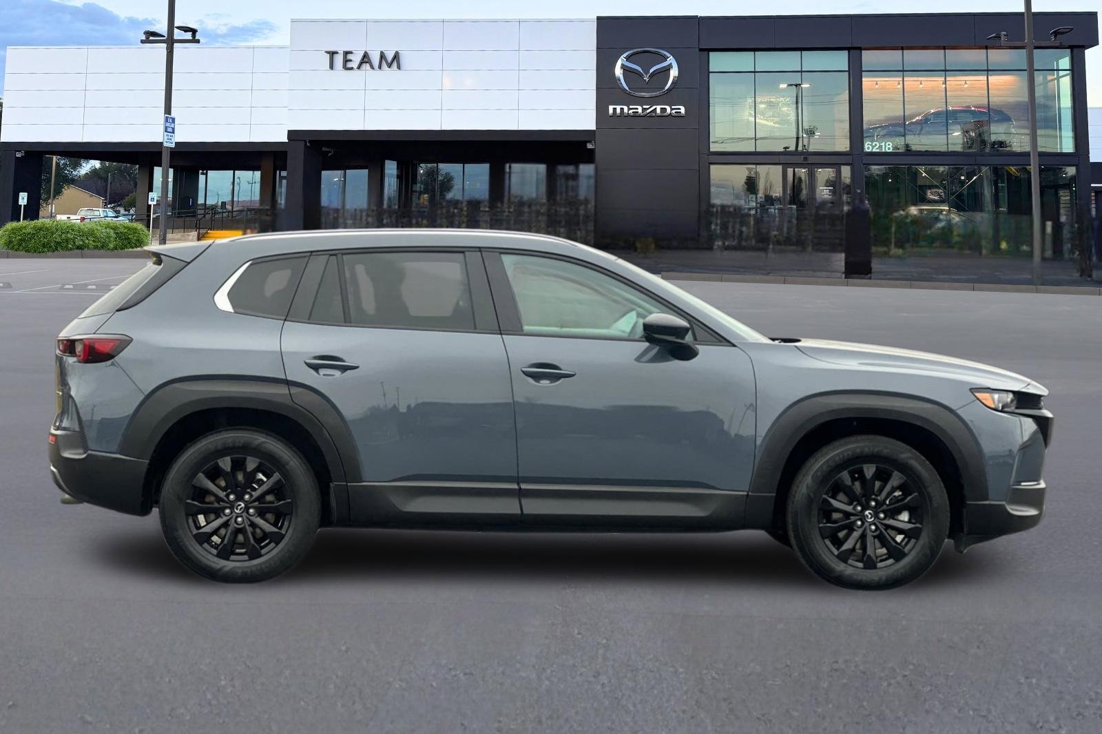 Used 2024 MAZDA CX-50 AWD 2.5 S w/ Preferred Package image 3