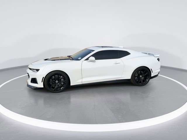 Used 2019 Chevrolet Camaro ZL1 image 3