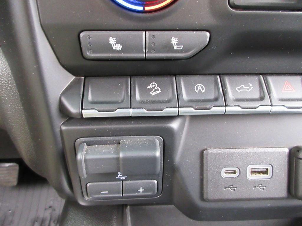 Certified 2021 Chevrolet Silverado 1500 RST image 32