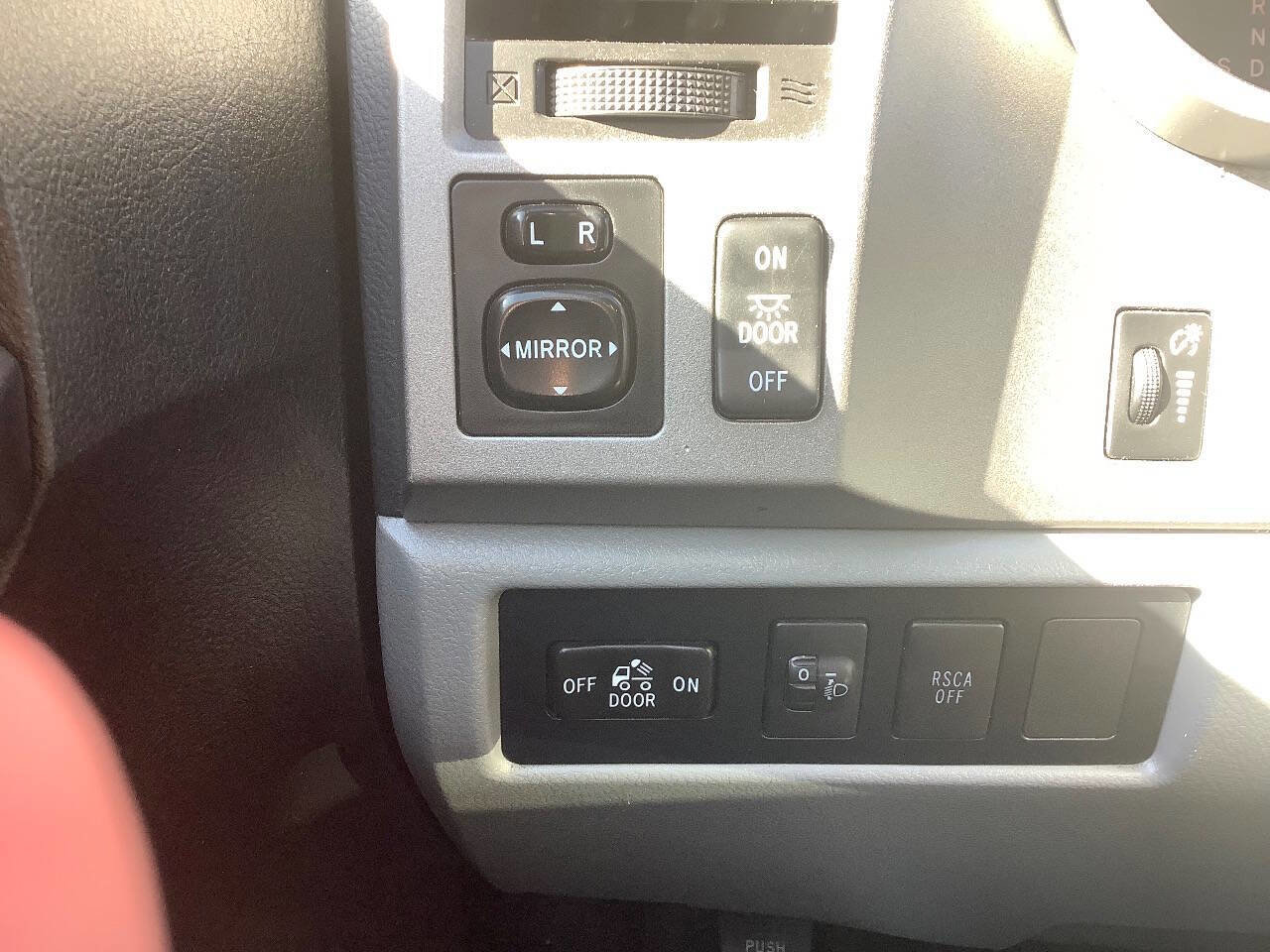 Used 2013 Toyota Tundra Grade 4x4 4dr CrewMax Cab Pick image 40