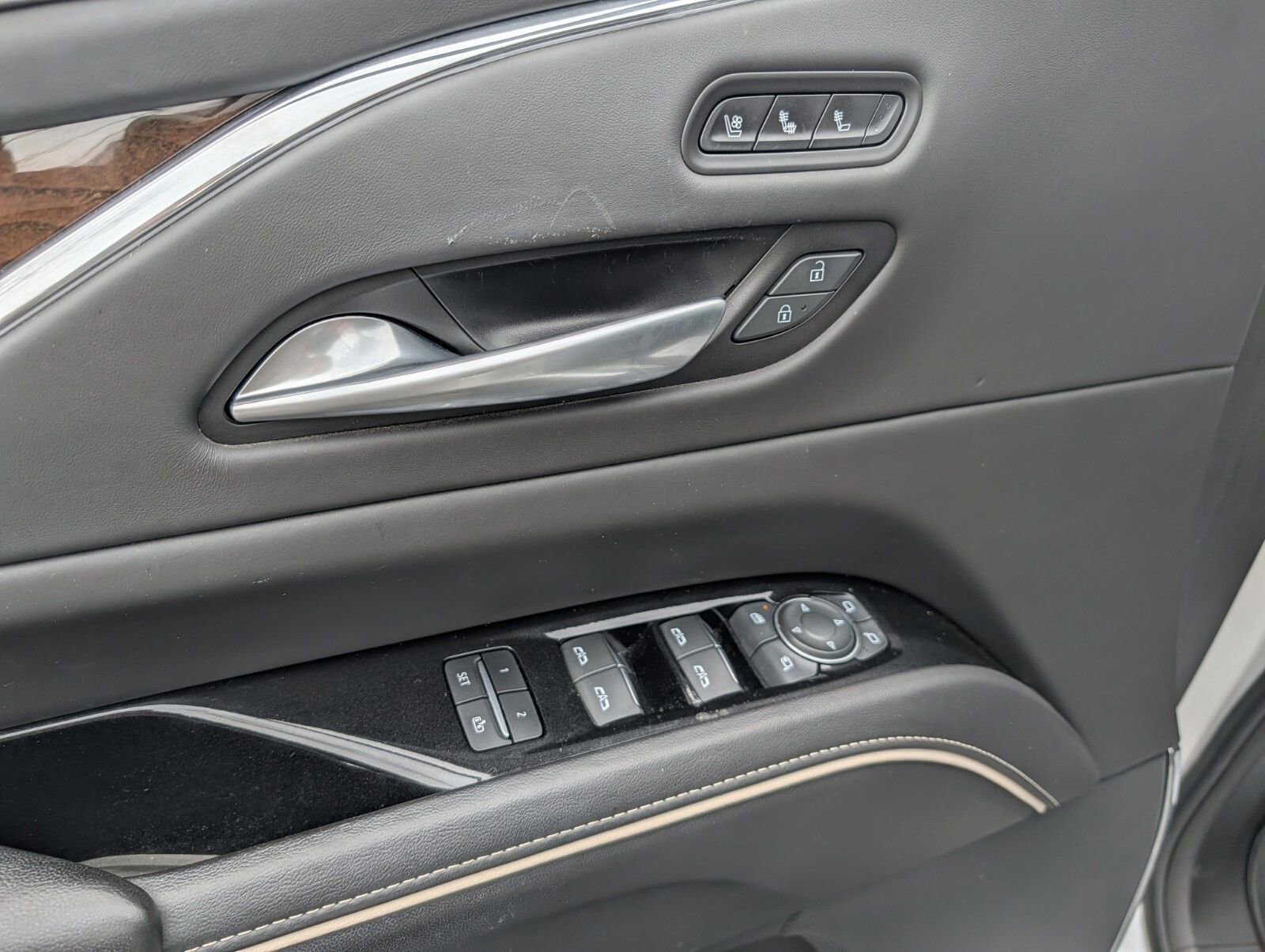 Certified 2024 Cadillac Escalade Sport Platinum w/ LPO, ONYX Package image 41