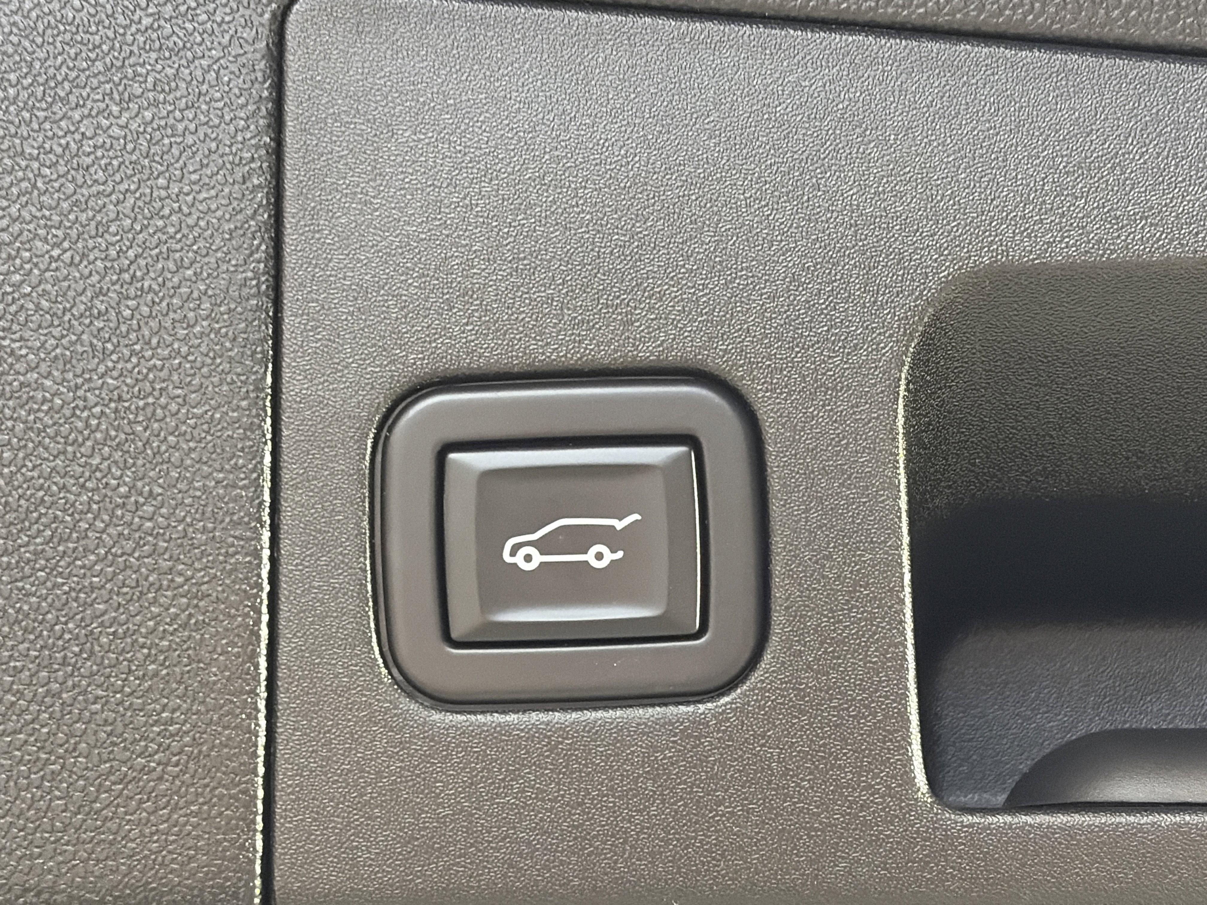 Used 2023 Cadillac XT5 Premium Luxury w/ Technology Package image 15