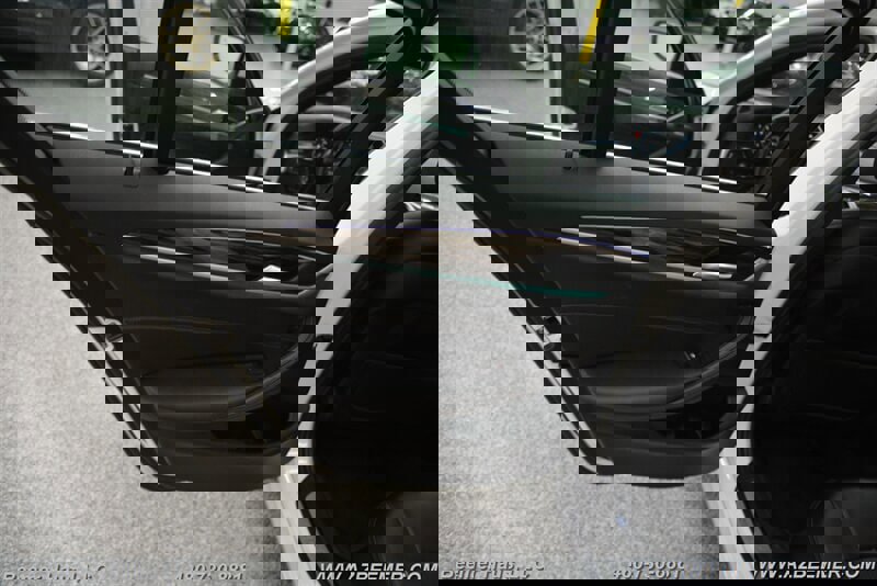 Used 2018 BMW 530e iPerformance image 39