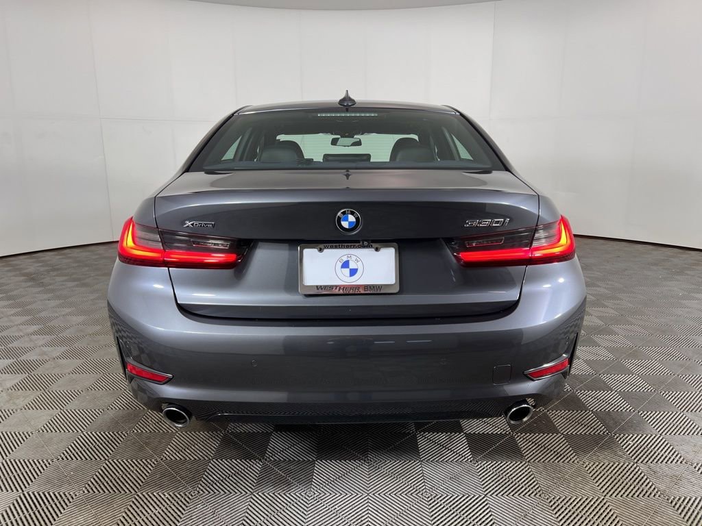 Used 2021 BMW 330i xDrive Sedan w/ Premium Package image 8