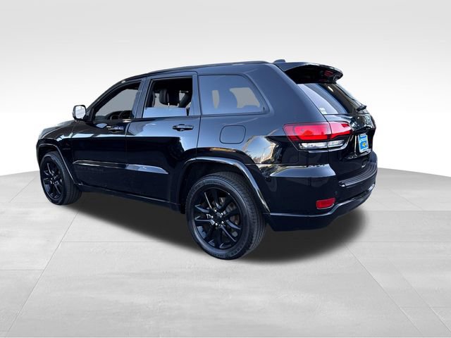Used 2020 Jeep Grand Cherokee Altitude RWD image 3