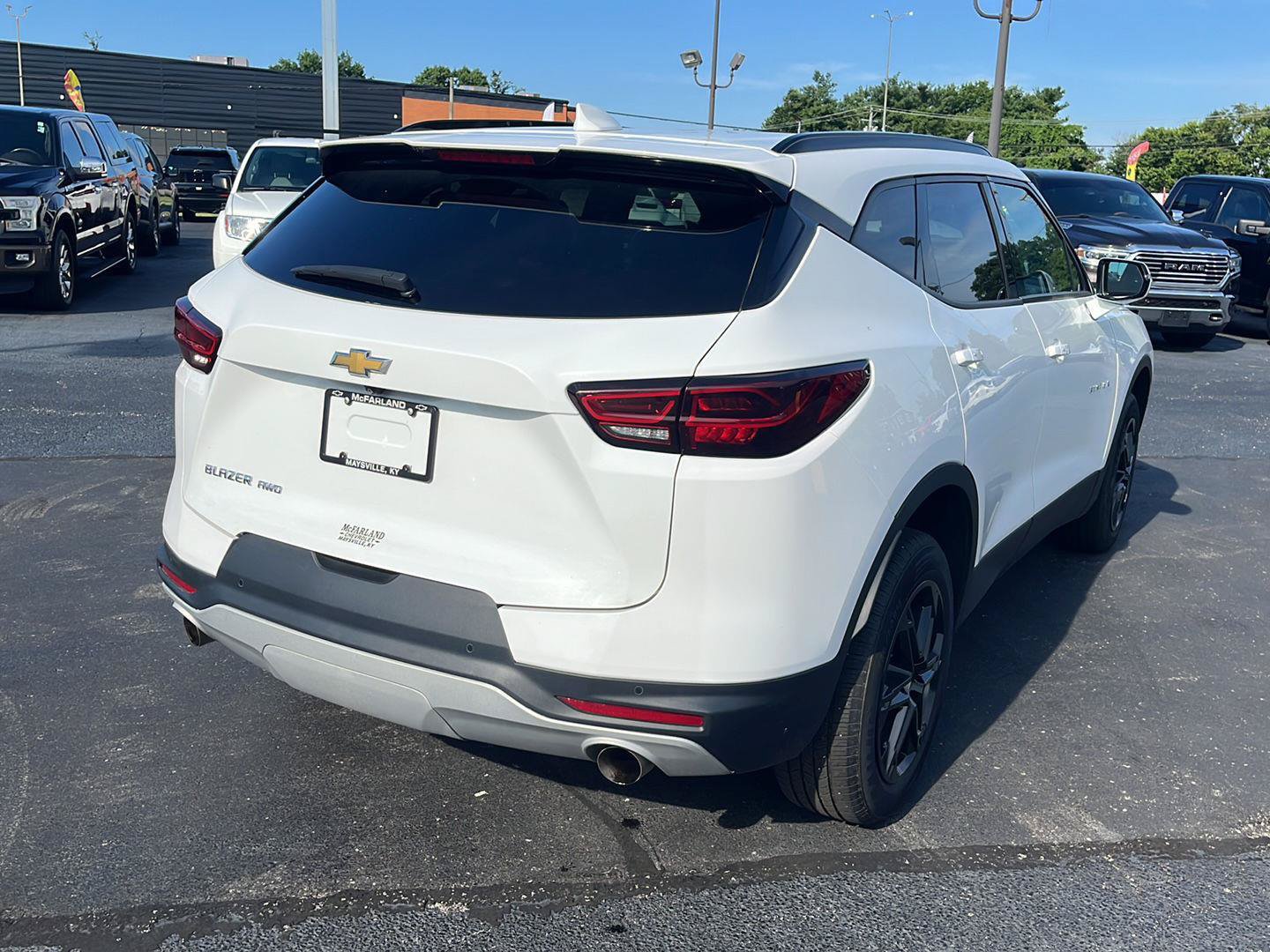 Used 2024 Chevrolet Blazer LT AWD/4WD image 6
