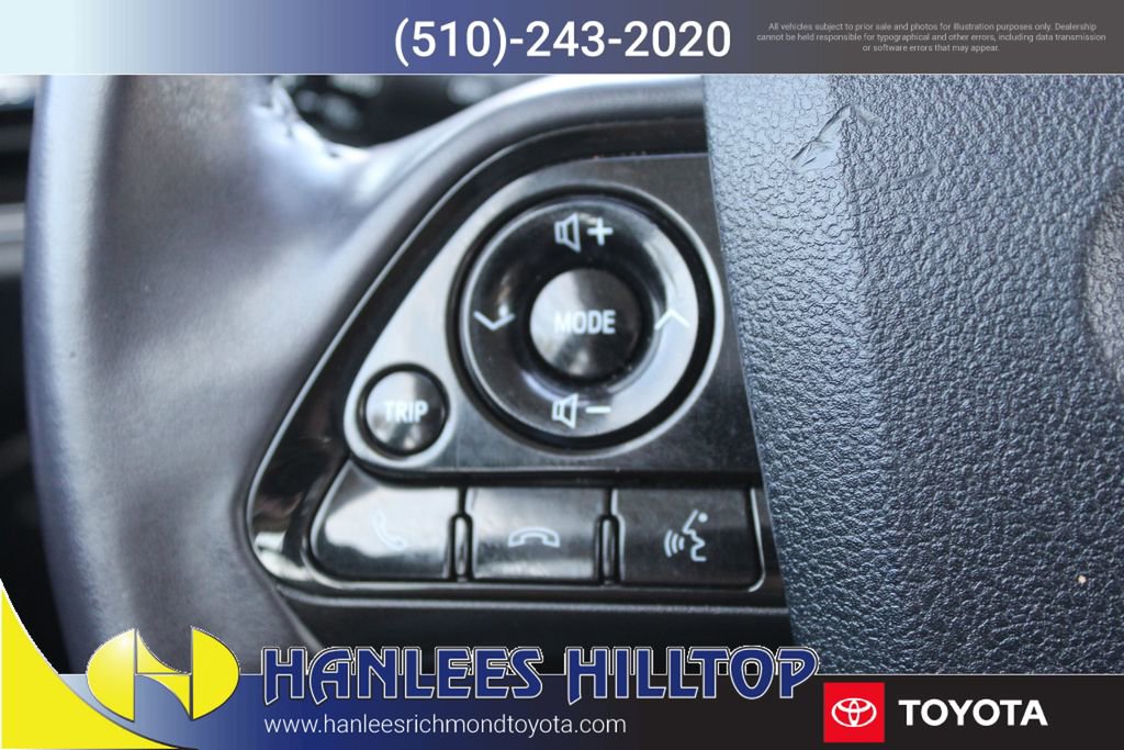 Used 2022 Toyota Prius XLE FWD image 27