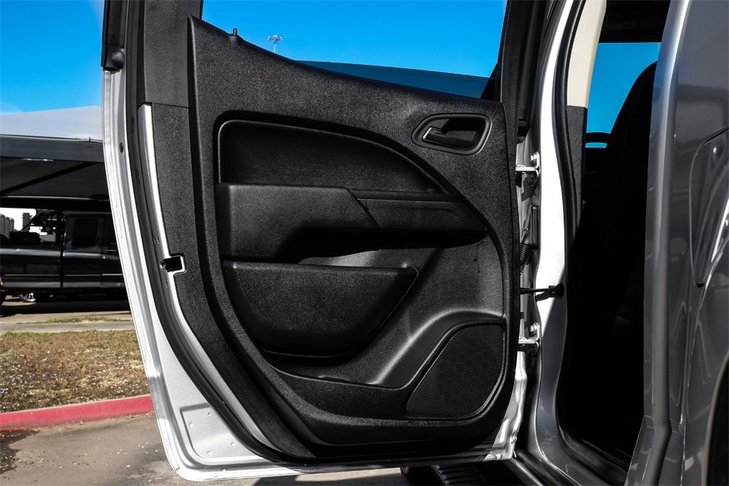 Used 2016 Chevrolet Colorado LT w/ LT Convenience Package image 44