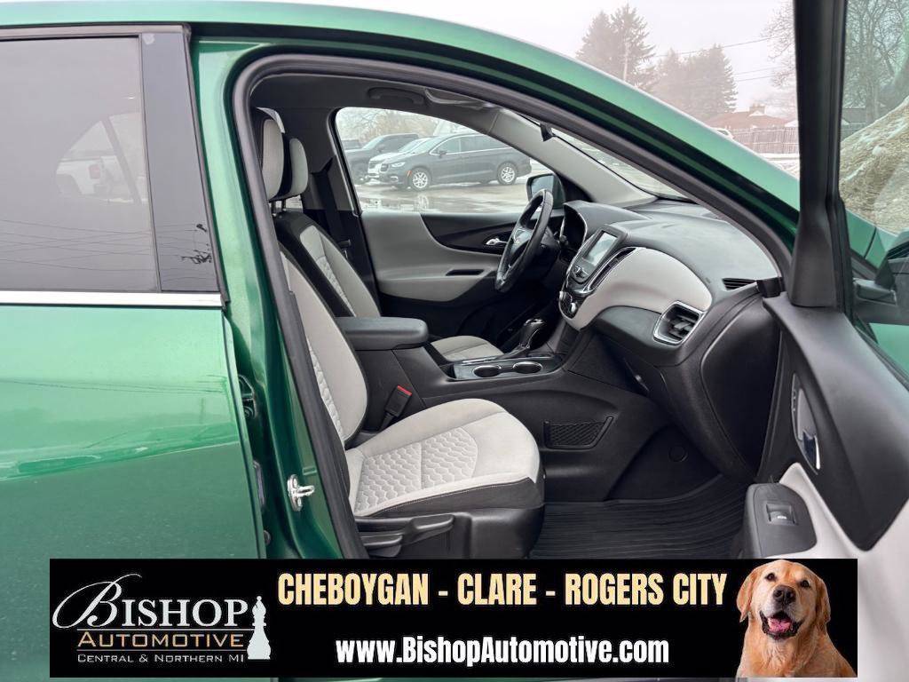 Used 2018 Chevrolet Equinox LT image 32