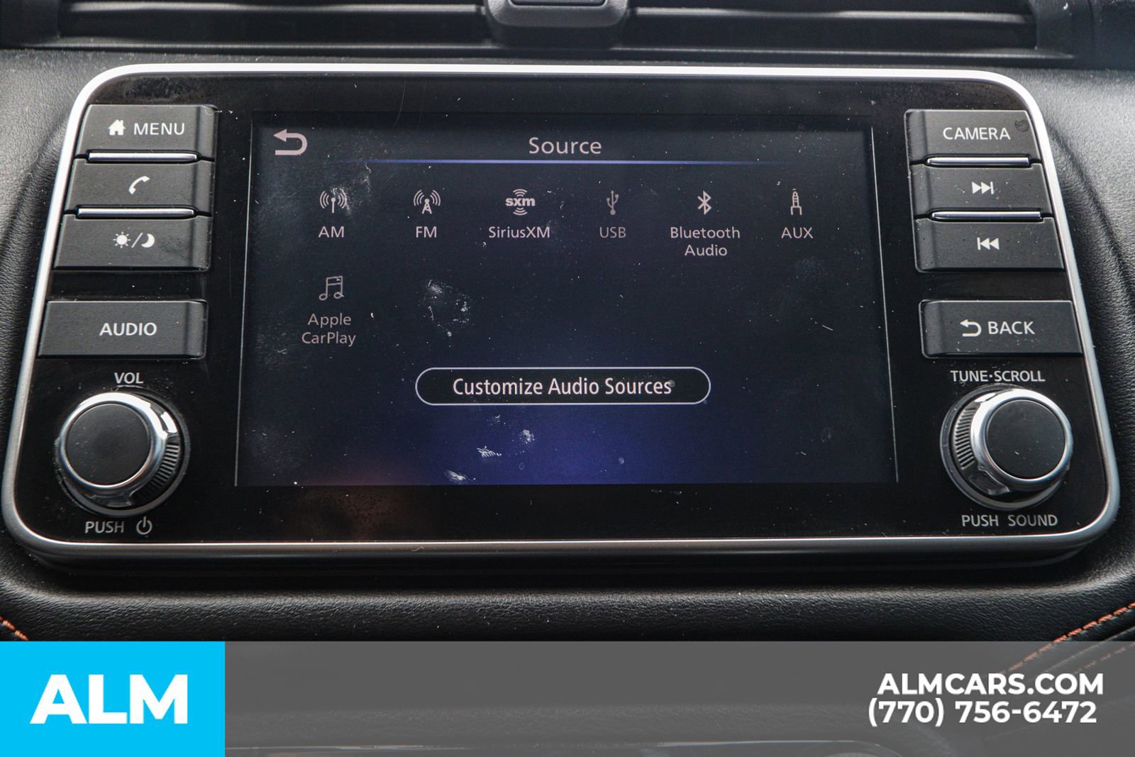 Used 2020 Nissan Versa SR w/ Convenience Package image 41