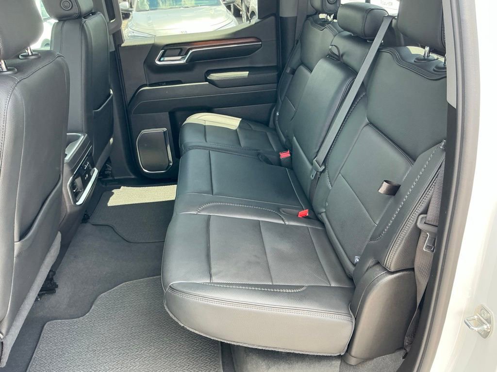 Used 2024 GMC Sierra 1500 Denali w/ Denali Reserve Package AWD/4WD image 30