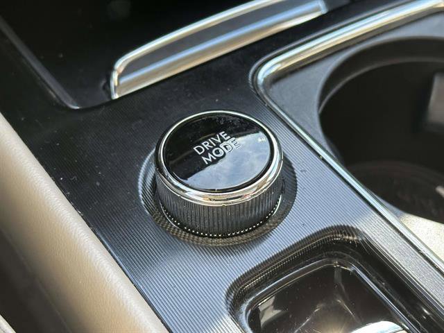 Used 2022 Lincoln Corsair AWD w/ Premium Package image 21