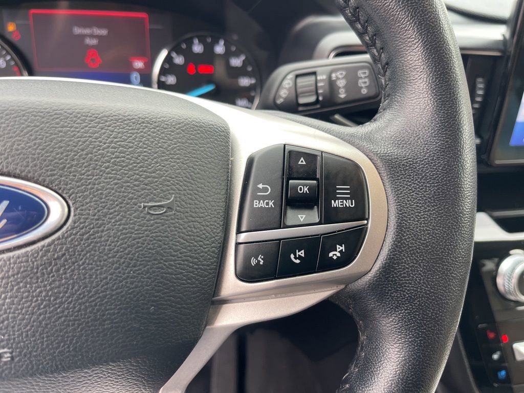 Certified 2023 Ford Explorer Limited w/ Equipment Group 301A image 18