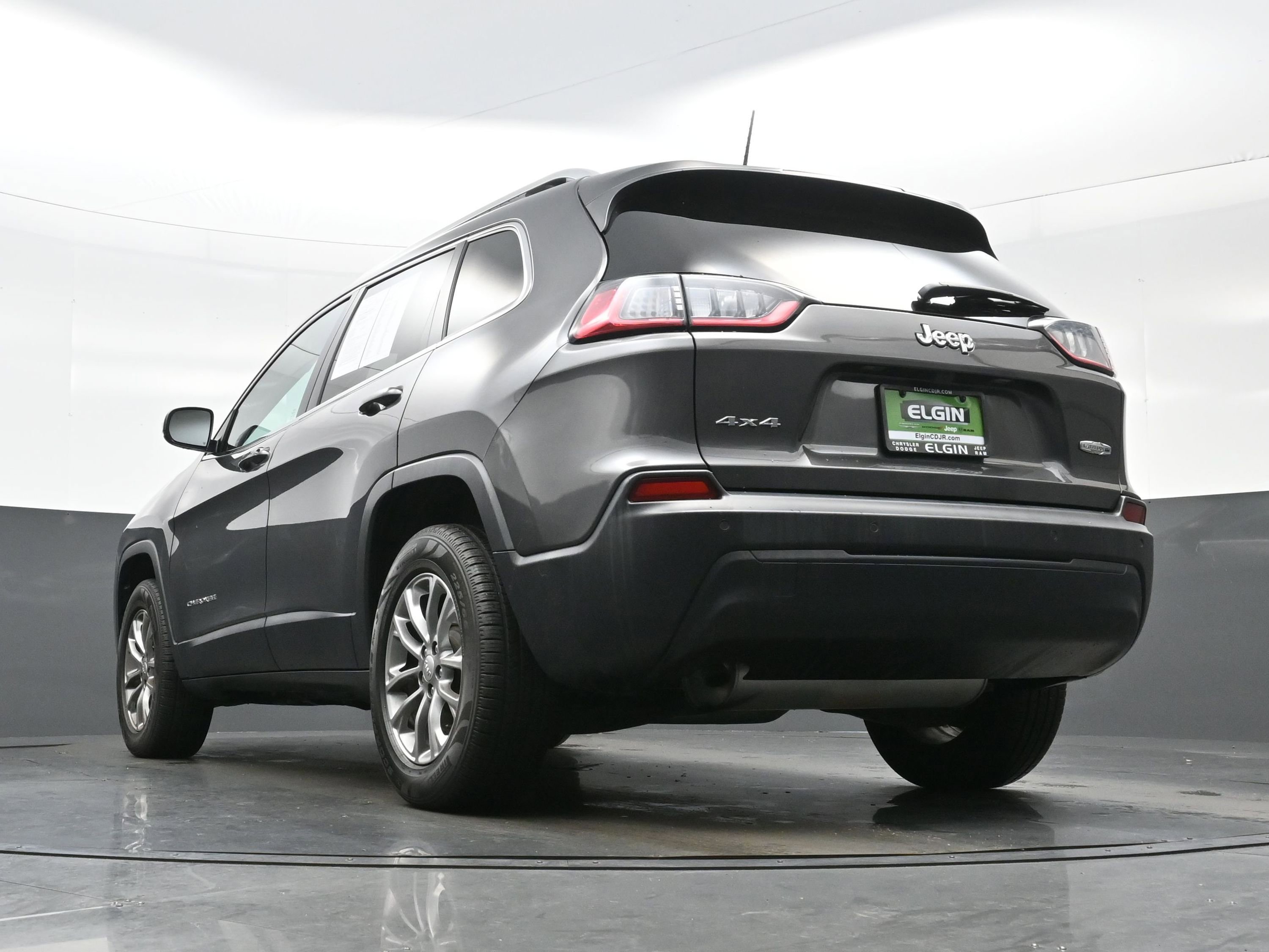 Used 2020 Jeep Cherokee Latitude Plus w/ Comfort/Convenience Group image 30