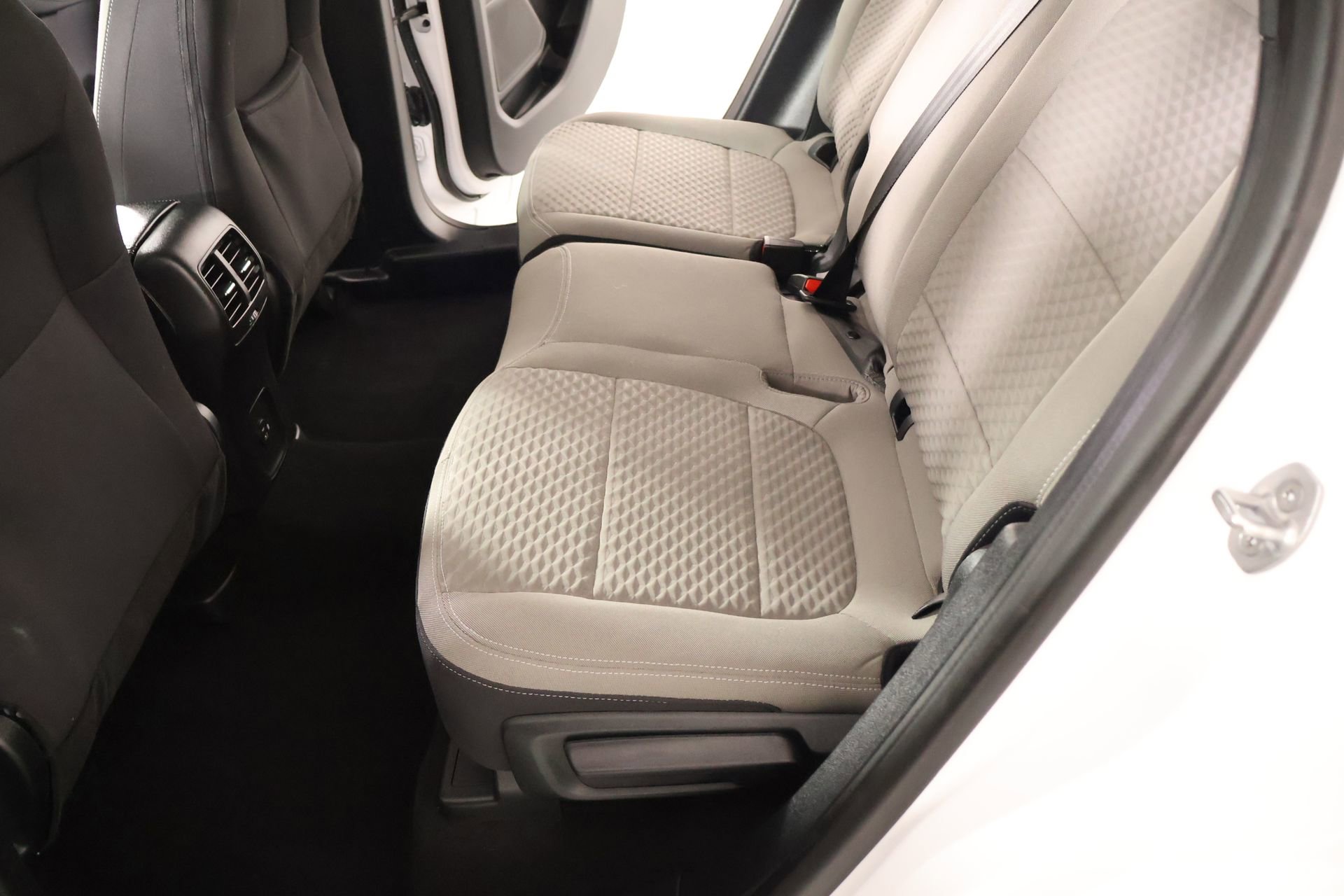 Used 2022 Ford Escape SE FWD image 11