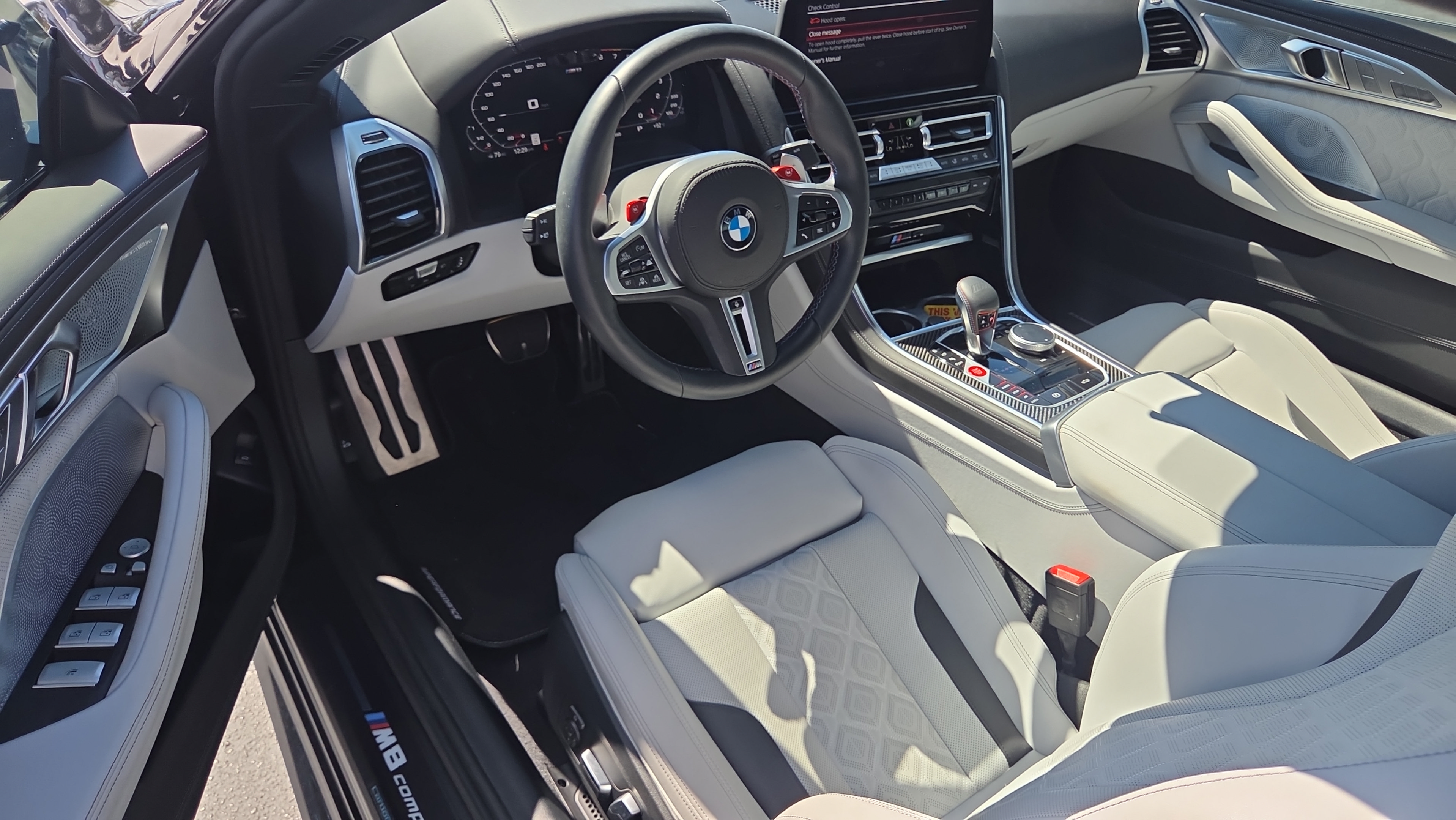 Used 2025 BMW M8 Competition AWD/4WD image 12