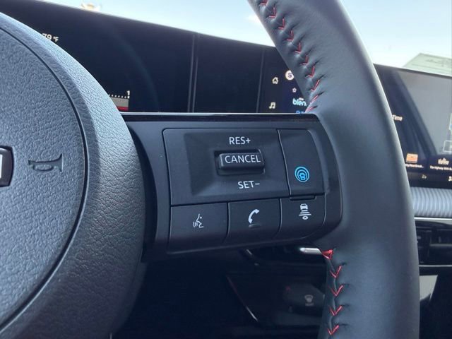 New 2026 Nissan Kicks SR w/ SR Premium Package image 16