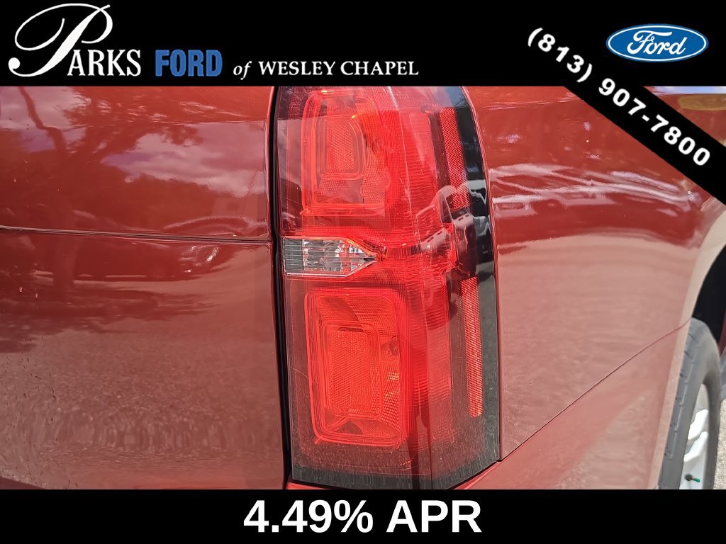 Used 2017 Chevrolet Suburban LT w/ Luxury Package RWD image 8