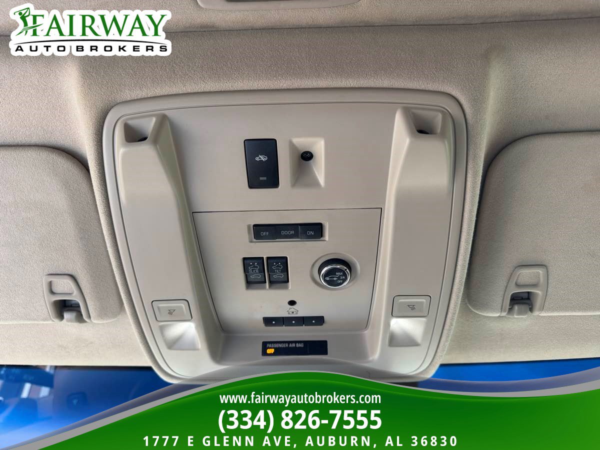 Used 2016 Cadillac Escalade Platinum AWD/4WD image 25